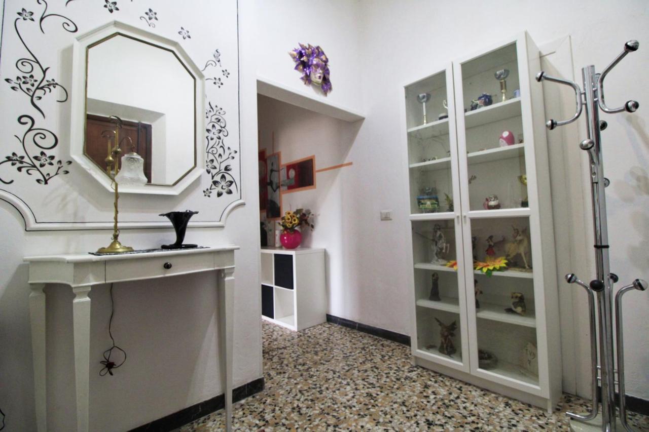 סיינה The House To The Walls מראה חיצוני תמונה